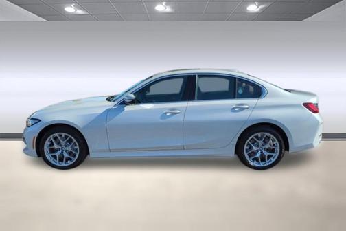 2025 BMW 330 i xDrive