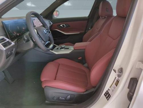 2025 BMW 330 i xDrive