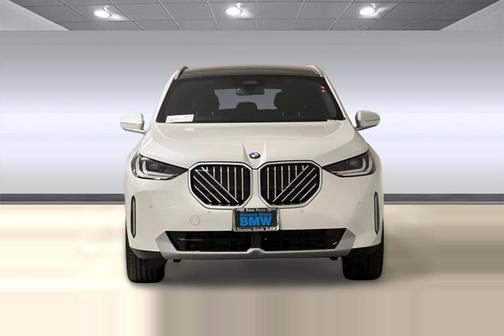 Mineral White Metallic 2026 BMW X3 30 xDrive