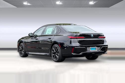 2025 BMW i7 xDrive60