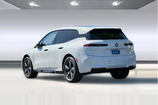 Alpine White 2026 BMW iX xDrive45