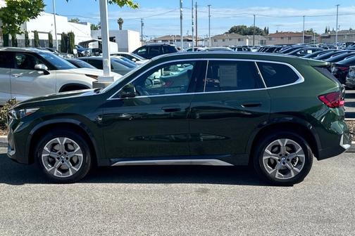 San Remo Green Metallic 2025 BMW X1 xDrive28i