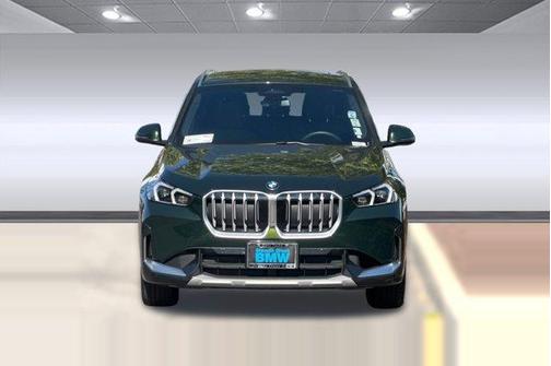 San Remo Green Metallic 2025 BMW X1 xDrive28i