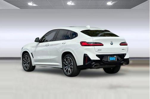 Alpine White 2023 BMW X4 xDrive30i