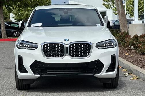 Alpine White 2023 BMW X4 xDrive30i