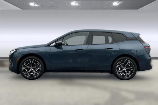 2026 BMW iX xDrive60
