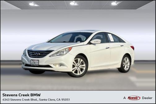 2011 Hyundai SONATA Limited