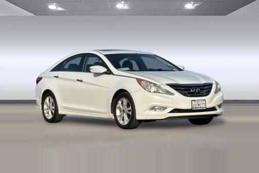 2011 Hyundai SONATA Limited