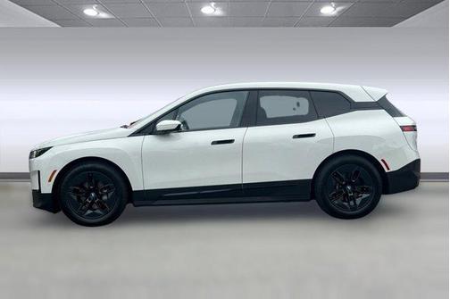 Alpine White 2023 BMW iX xDrive50