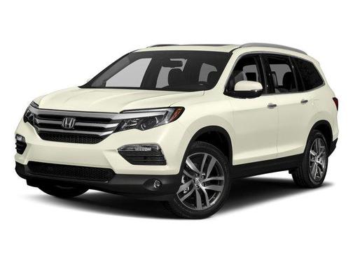 White Diamond Pearl 2017 Honda Pilot Touring