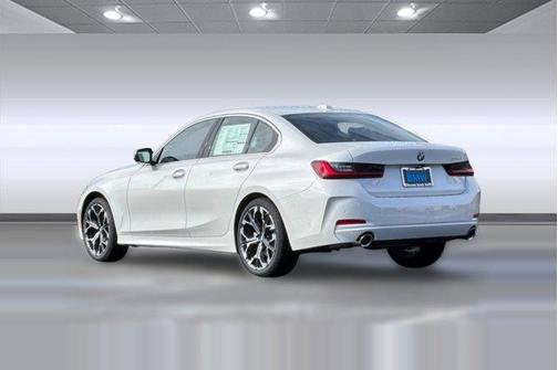 2026 BMW 330 330i