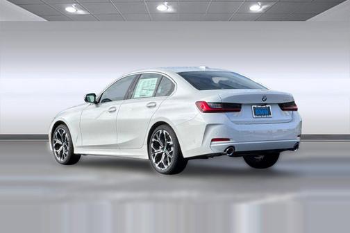 Mineral White Metallic 2026 BMW 330 330i