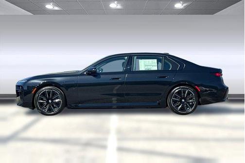 Black Sapphire Metallic 2026 BMW 750e i xDrive