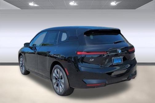 2026 BMW iX xDrive60