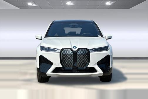 2025 BMW iX xDrive50