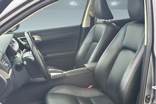 2017 Lexus CT 200h Base