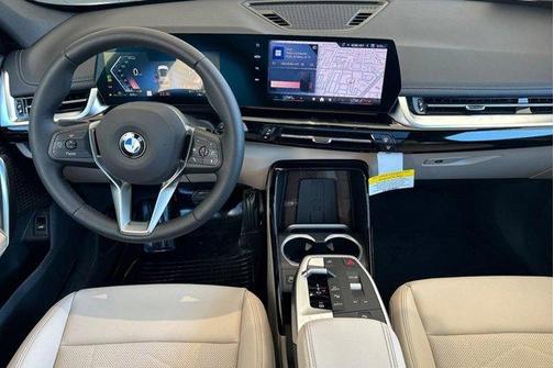 Alpine White 2025 BMW X1 xDrive28i
