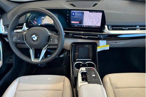 Alpine White 2025 BMW X1 xDrive28i