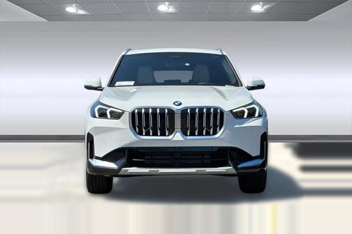 Alpine White 2025 BMW X1 xDrive28i