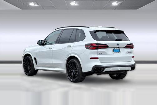 2026 BMW X5 M60i