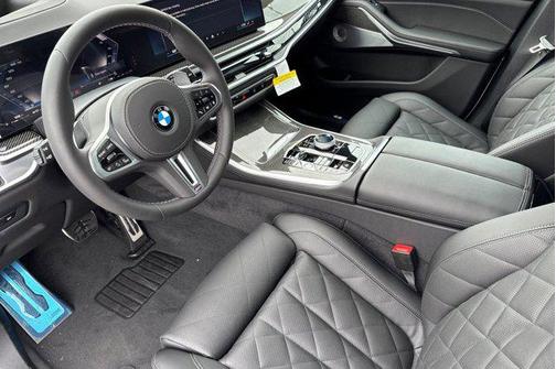 2026 BMW X5 M60i
