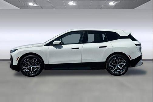 Alpine White 2023 BMW iX xDrive50