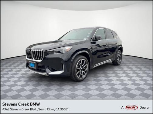 Black Sapphire Metallic 2026 BMW X1 xDrive28i