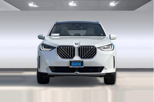 Mineral White Metallic 2026 BMW X3 30 xDrive