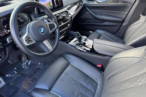 2023 BMW 530e Base