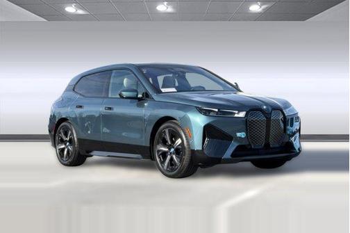 2025 BMW iX xDrive50