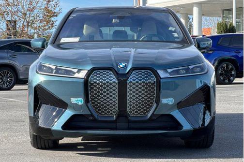 2025 BMW iX xDrive50