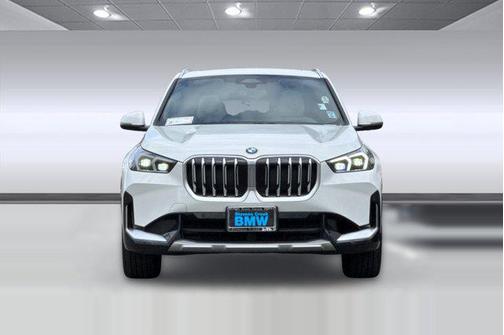 Alpine White 2025 BMW X1 xDrive28i