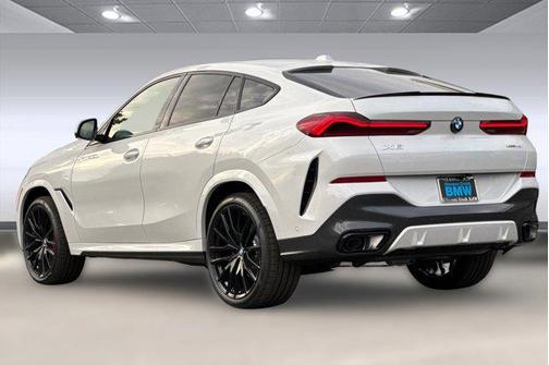 2026 BMW X6 xDrive40i