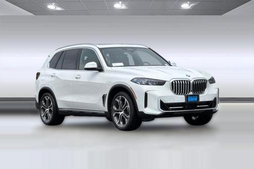Alpine White 2026 BMW X5 PHEV xDrive50e