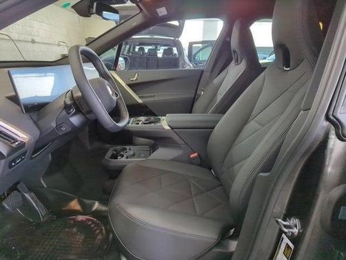 2026 BMW iX xDrive60