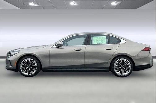 2026 BMW i5 eDrive40