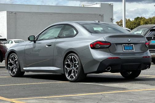 Skyscraper Grey Metallic 2025 BMW 230 230i
