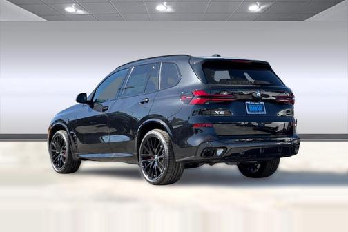 Black Sapphire Metallic 2026 BMW X5 xDrive40i