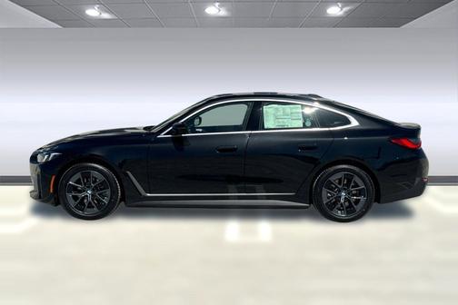 Black Sapphire Metallic 2026 BMW i4 Gran Coupe eDrive40