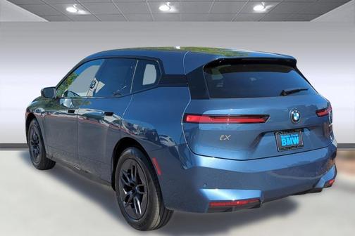 2026 BMW iX xDrive60
