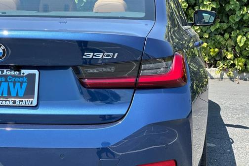 2024 BMW 330 i