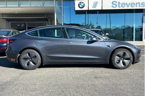 2020 Tesla Model 3 Standard Range