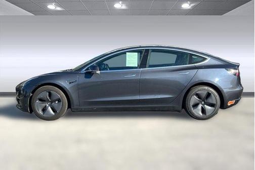 2020 Tesla Model 3 Standard Range