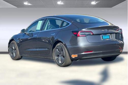2020 Tesla Model 3 Standard Range