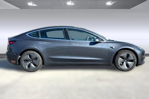 2020 Tesla Model 3 Standard Range