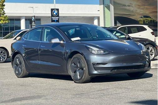 2020 Tesla Model 3 Standard Range