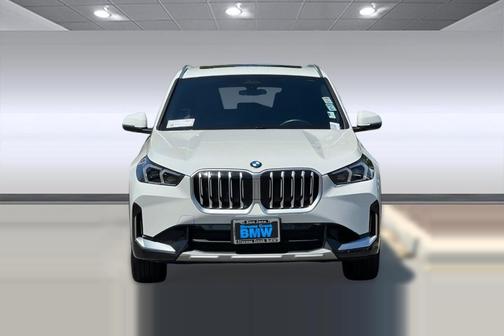 Alpine White 2025 BMW X1 xDrive28i