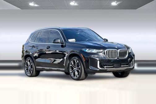Black Sapphire Metallic 2025 BMW X5 sDrive40i
