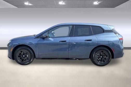 2026 BMW iX xDrive60