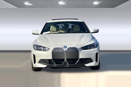 Mineral White Metallic 2025 BMW i4 Gran Coupe xDrive40